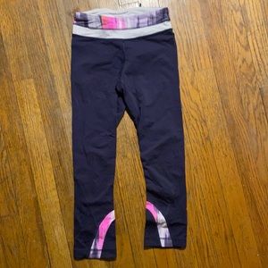 Navy/purple/pink cropped lululemon leggings